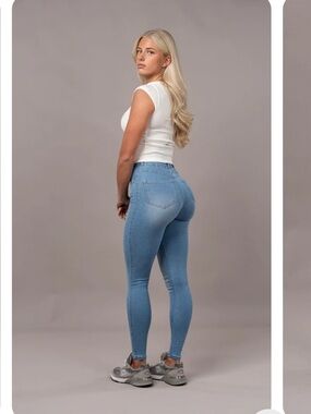 High-Rise Fit Jeans Light Blue Women's Skinny Jeans